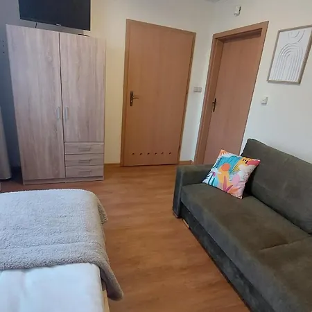 Przy Plazy Jaroslawiec, 150 M Do Plazy, Parking W Cenie, 3 Osobowy * ياروسوافيتس